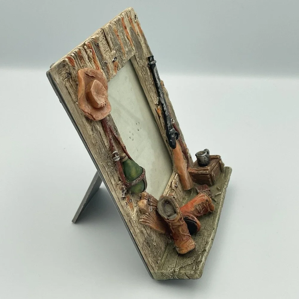 Resin Hunting Picture Frame 4x6‎ Treasured Times Rustic Country Rifle Boots